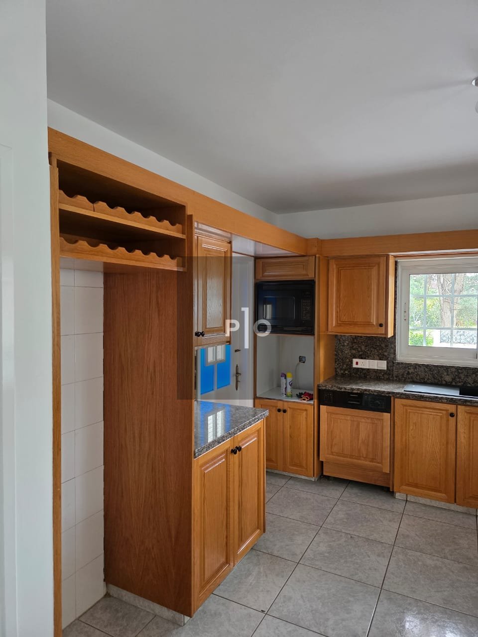 6 Bedroom town house in Lakatameia, Nicosia